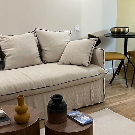 Marais - Unique Duplex Decorated With Taste Apartment Париж Екстериор снимка
