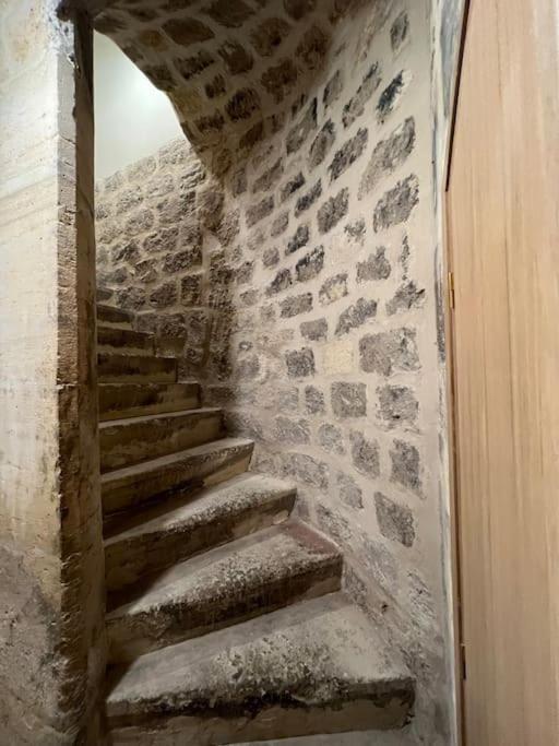 Marais - Unique Duplex Decorated With Taste Apartment Париж Екстериор снимка